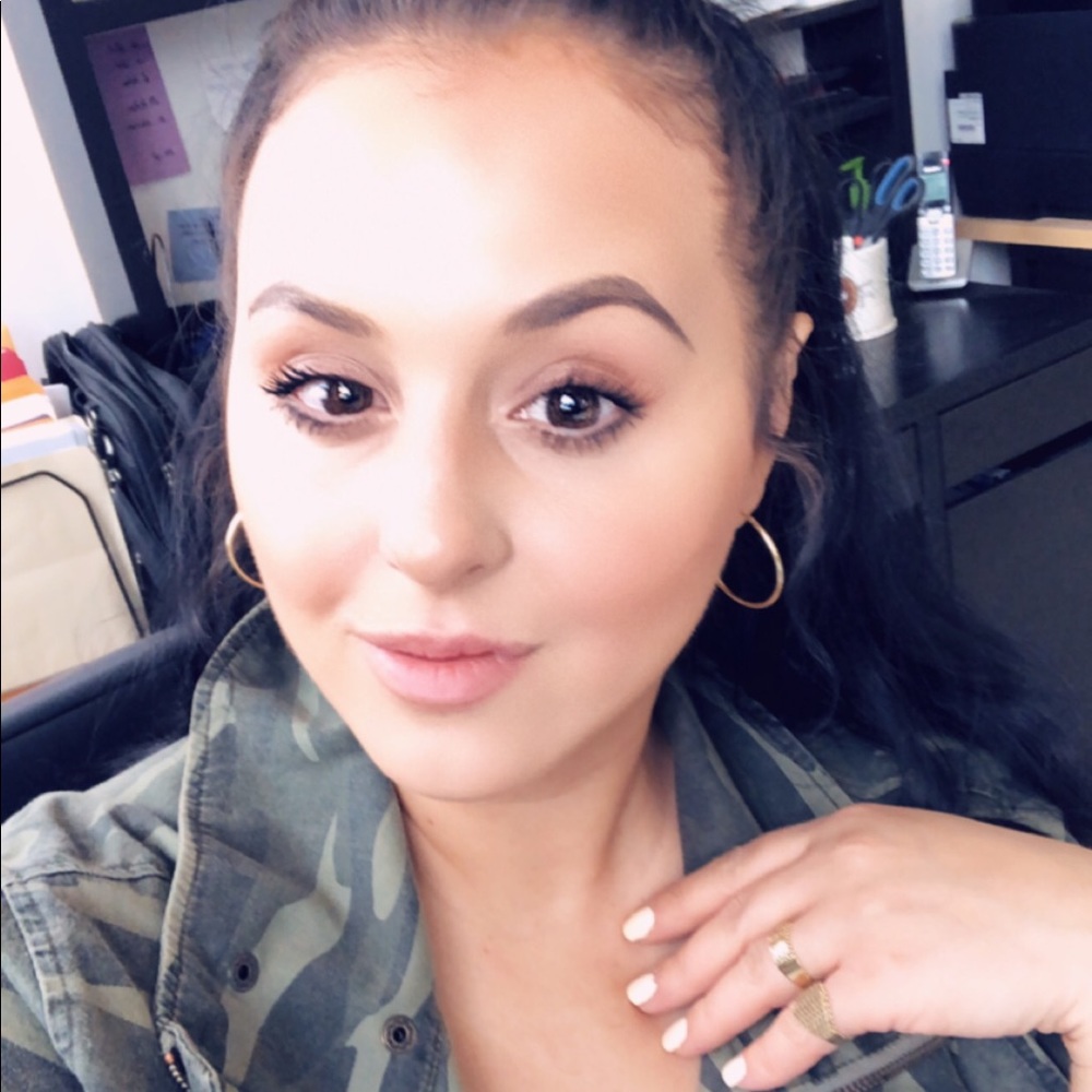 Meet your Posher, Amantia